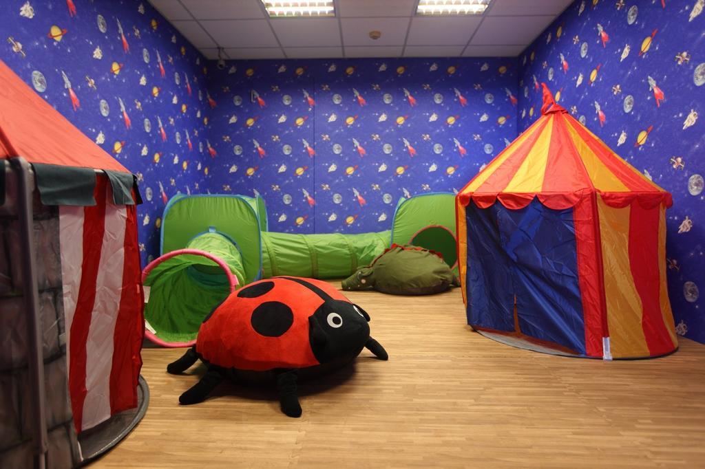 Chateau De Chine Hotel Hualien Esterno foto The children's playroom